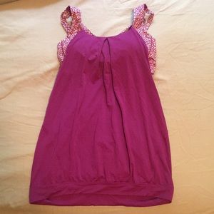 Super cute Lululemon Tank